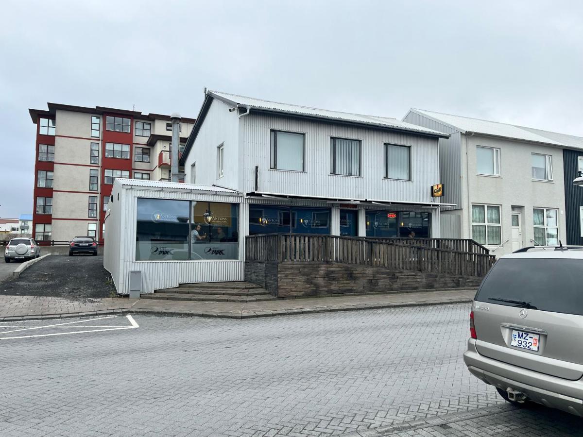Northberg Apartments Keflavík Exteriör bild